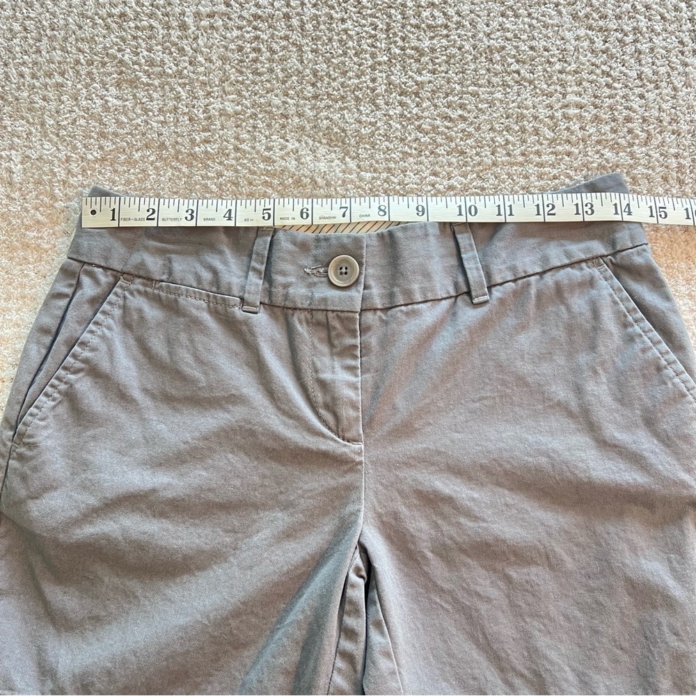 Ann Taylor LOFT Gray Shorts “The Riviera Short” Size 0 - Picture 6 of 9